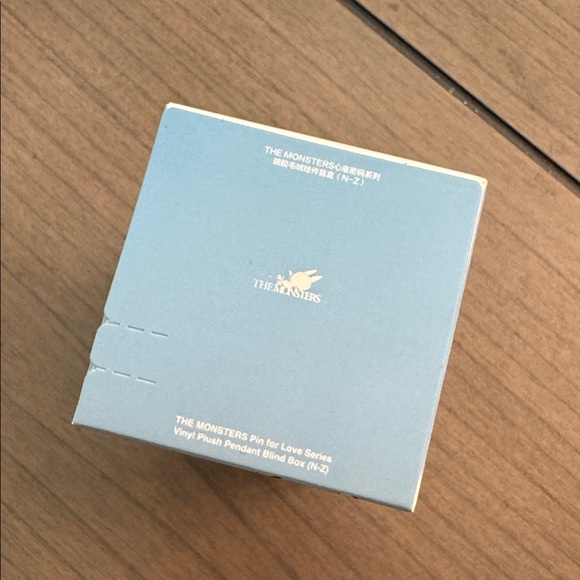 NOW THE MONSTERS Pin for Love Series-Vinyl Plush Pendant Blind Box - Q - Picture 7 of 9